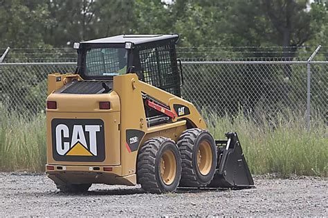 what causes a cat skid steer hydralics to become contaminated|texas skid steer problems.